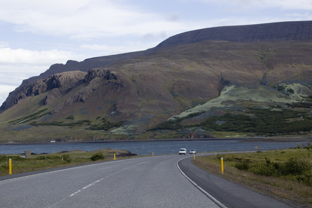 2011-06-27_10-43-02 island.jpg - Ringstrae 1 nrdlich von Reykjavik